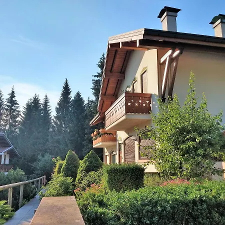 アパート La Cornice