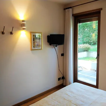 La Cornice アパート